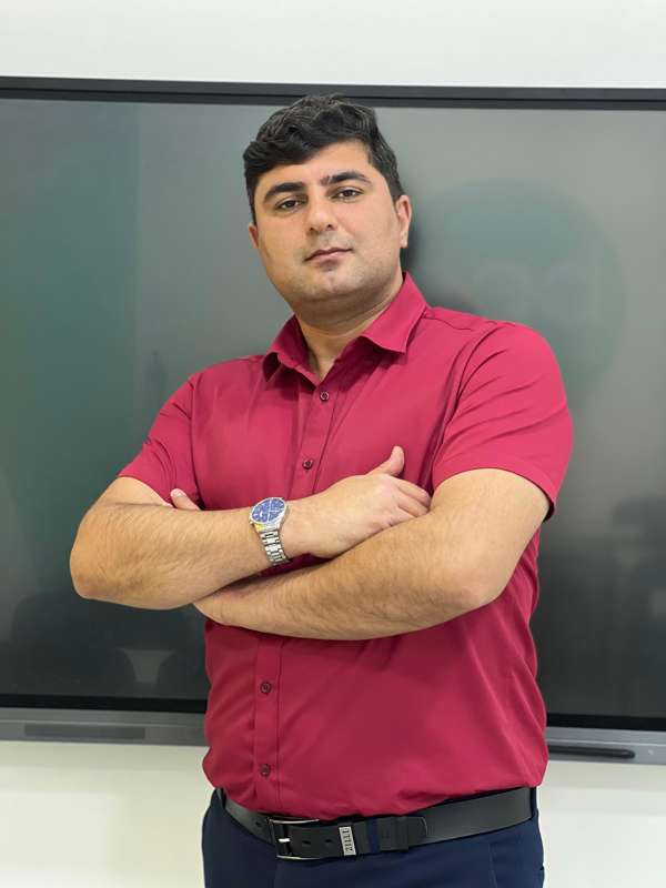 Vüqar Hüseynov